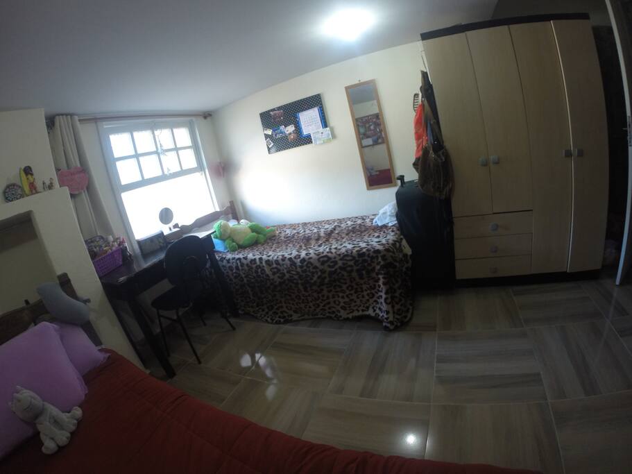 Quarto Duplo