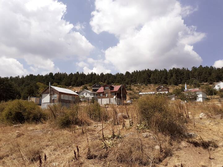 seben golu karsisinda dogayla icice yayla evi korucuk sehrinde kiralik minik evler bolu turkiye
