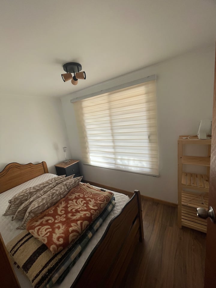 كاما نيدو، 1.5 بلازا