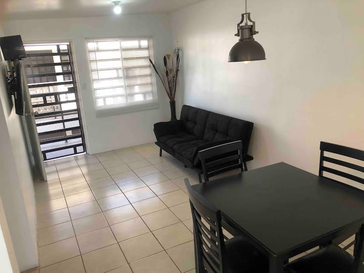 Apartment with 2 bedrooms and parking. Condominiums for Rent in