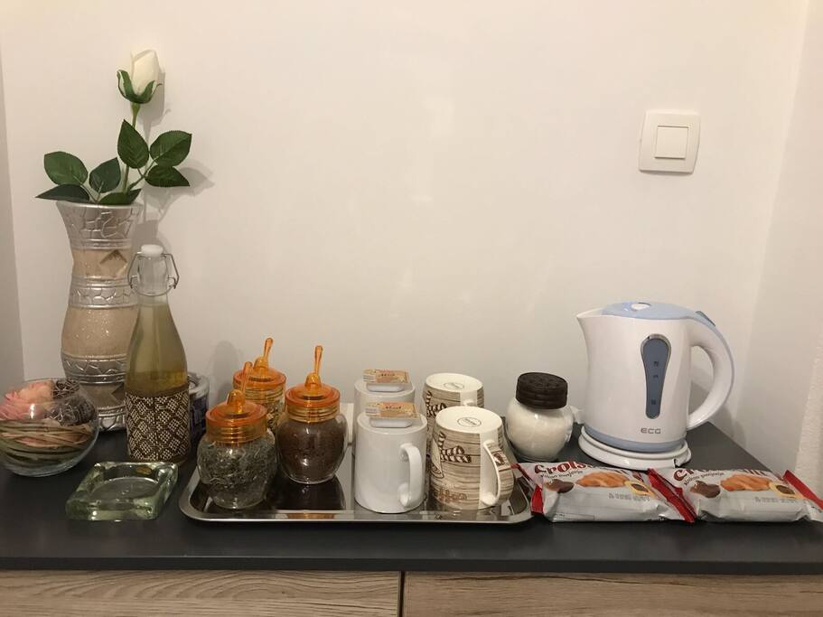 Filled with coffee, various tea and wine for extra relaxing touch.