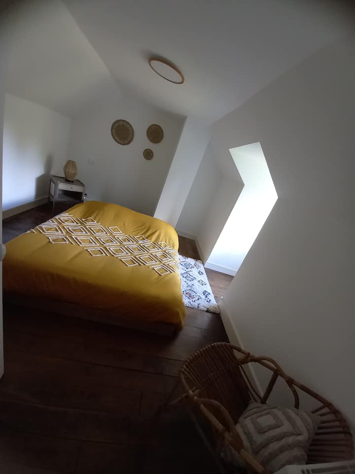 พื้นห้องนอน 