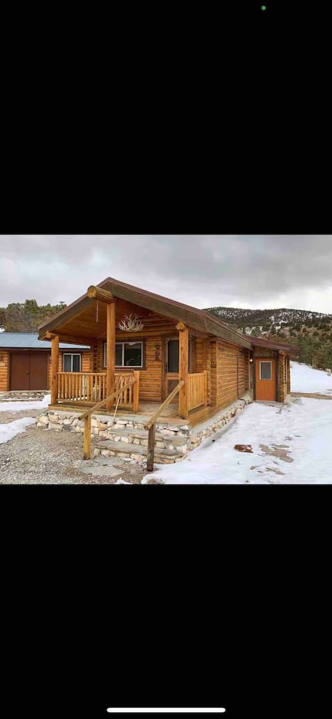 ELK MEADOW CABIN near Great Basin national park