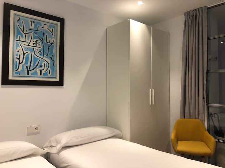 Bedroom 2 - (90cm x 2)