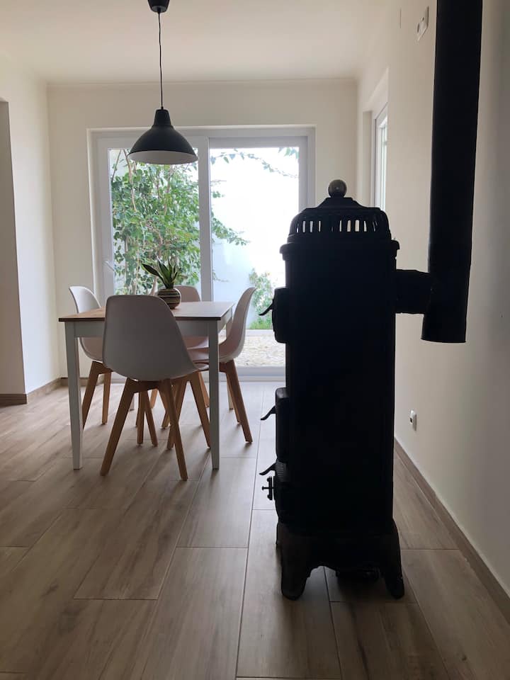 Casa Troino - An Amazing And Modern House & Patio - Setúbal