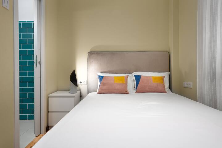 5 bedrooms 3bathrooms Bonjardim views apartment gallery image 5