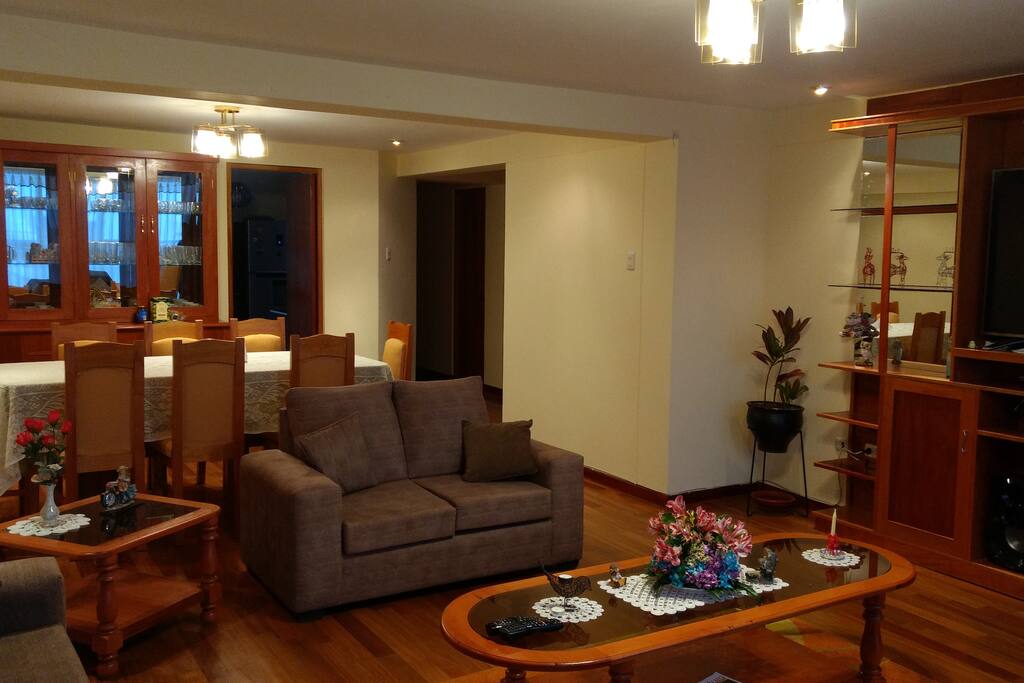 Sala y comedor/Living and dinning rooms