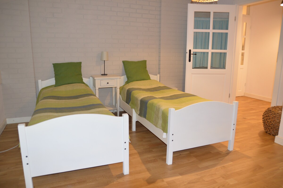 דירה מס '3, חדר מרווח