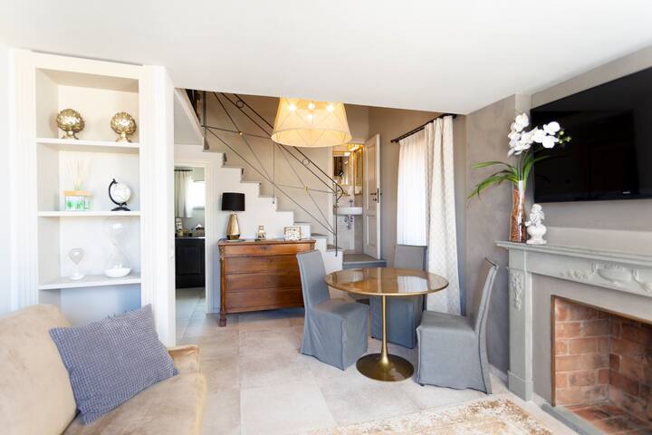 Il Camino – QK Costa58 Home Tower gallery image 3