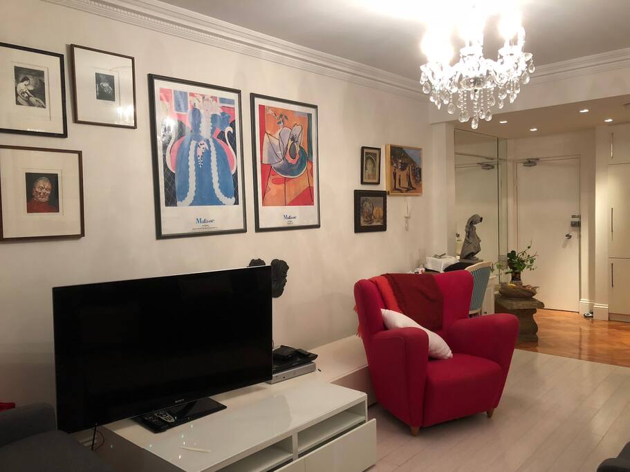 Lounge room area