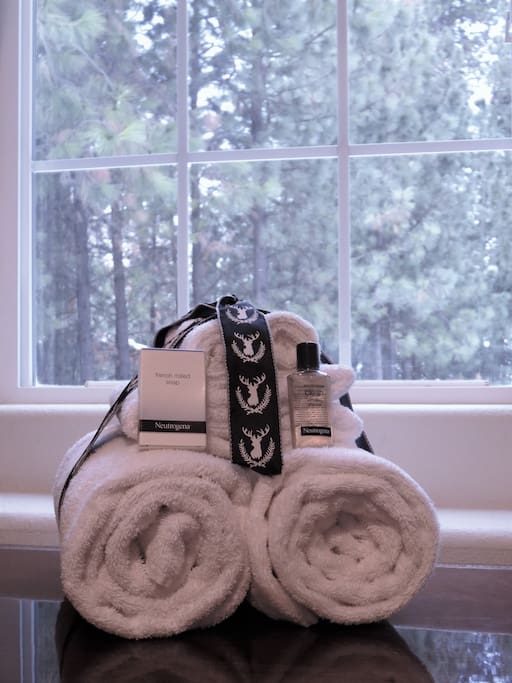 Welcome to "Deer's Run®" ~ Where Luxury meets Nature.