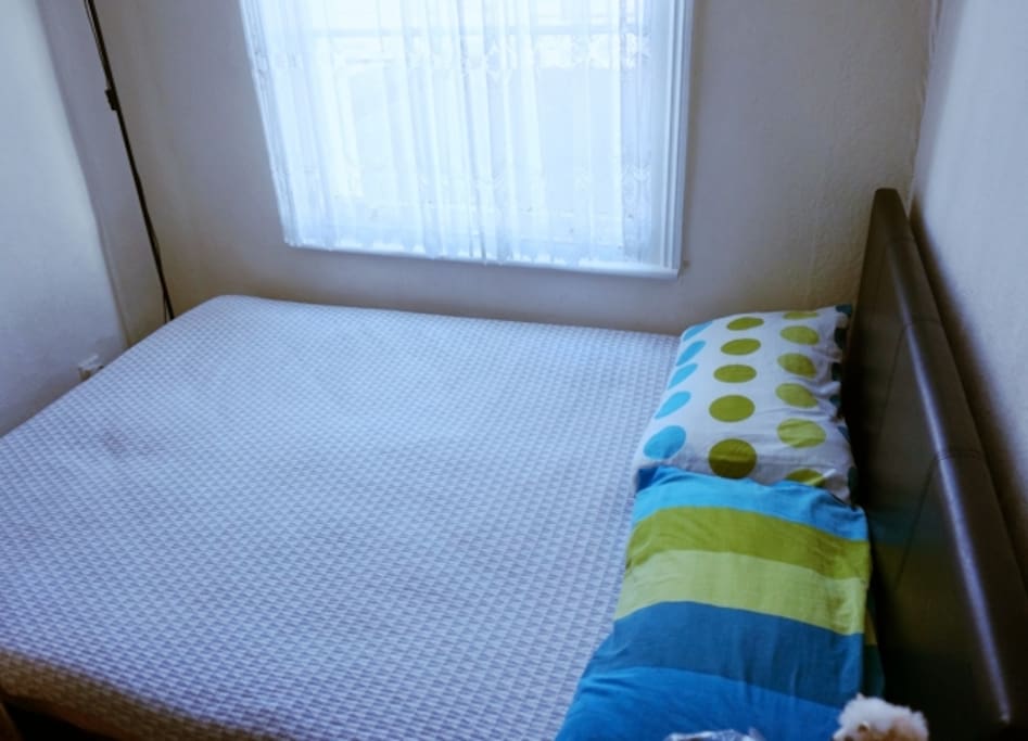 Double Bed
