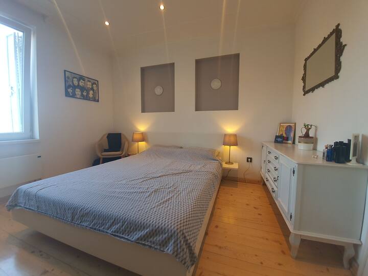 غرفة النوم 1