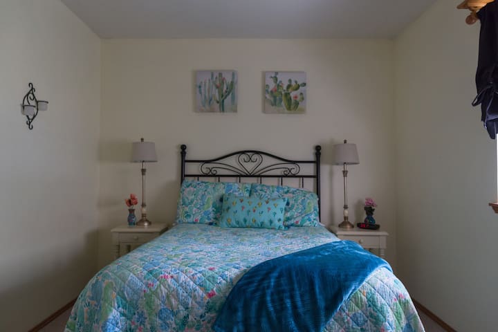 ENTIRE PRIVATE GUEST SUITE! In beautiful MALTBY!