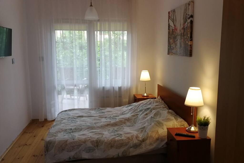 Big double bedroom with private terrace/ Duża podwójna sypialnia z prywatnym tarasem