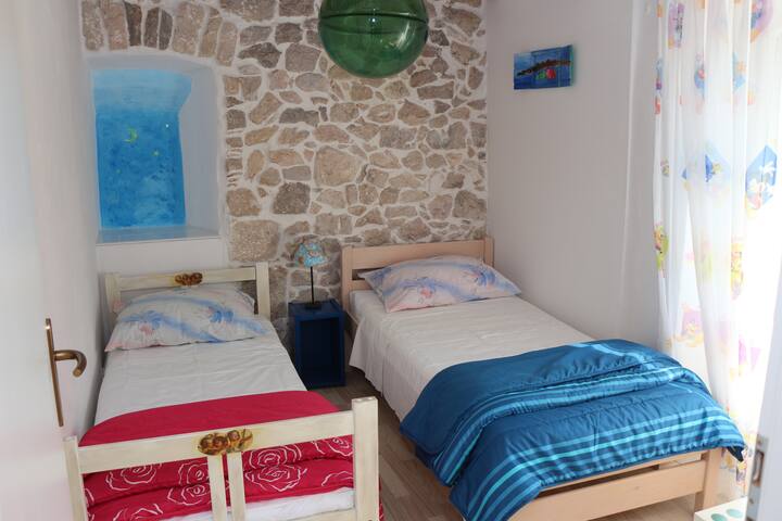 غرفة النوم 1