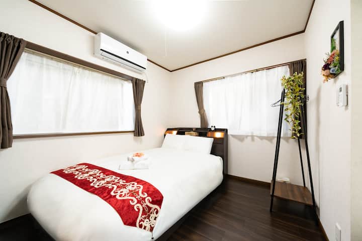 غرفة النوم 1