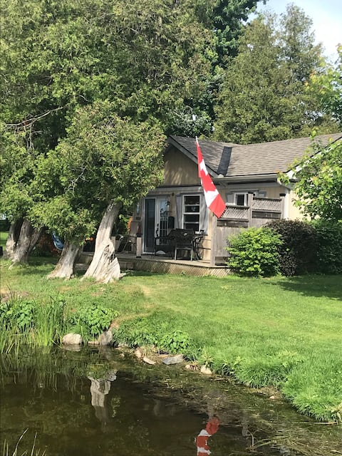 Cottage on the Rideau Canal