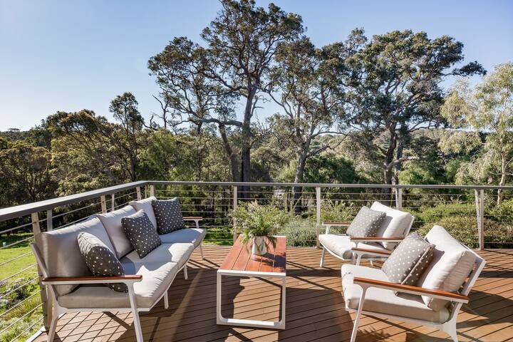 Glennishka || Relaxing Retreat Margaret River gallery image 3