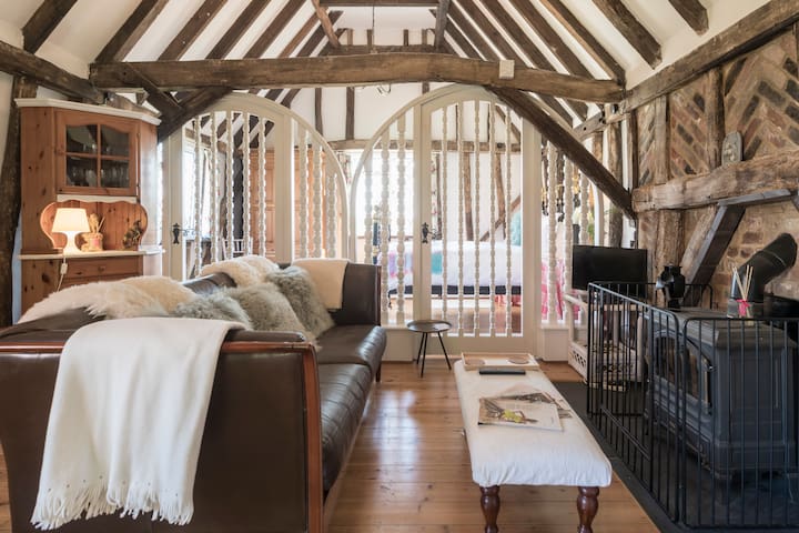 Tudor Barn conversion