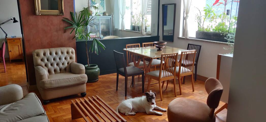 IPANEMA – Near the subway and the beach