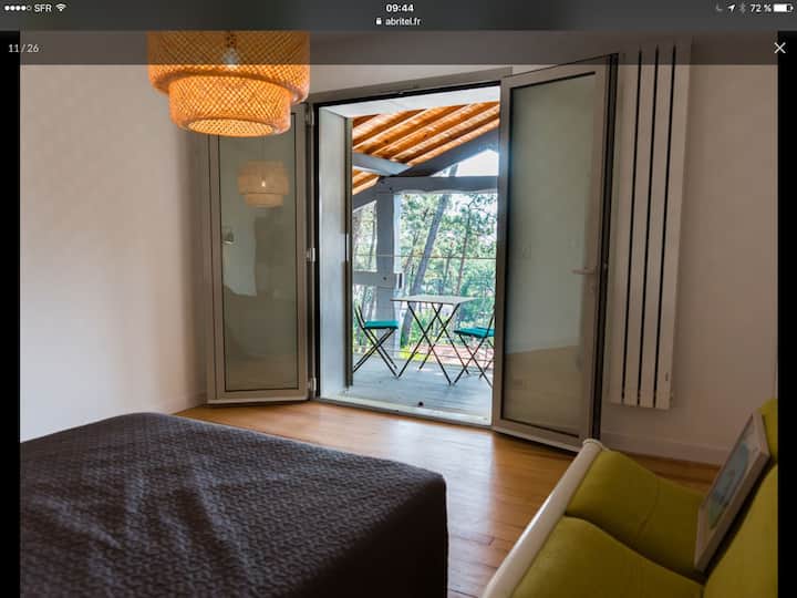 Спална соба 5 кат , тераса и поглед.