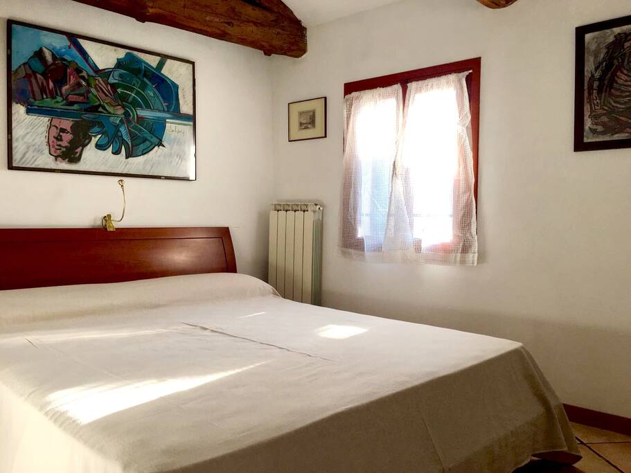 Main double bedroom