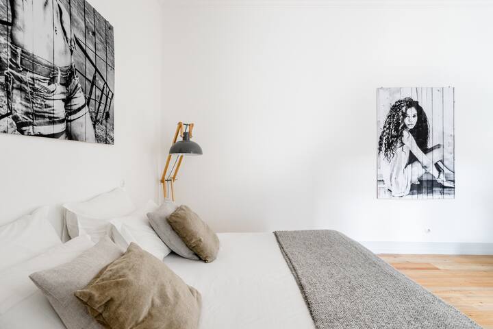 MY LX FLAT Sophisticated Gem in Lisbon’s Heart gallery image 4