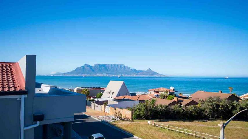 Cape Town Blouberg Spacious Panoramic Views