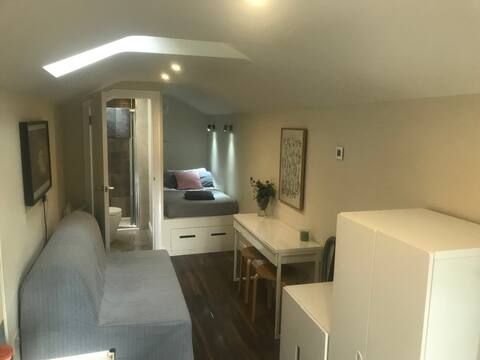 Studio apartment Dublin 18
