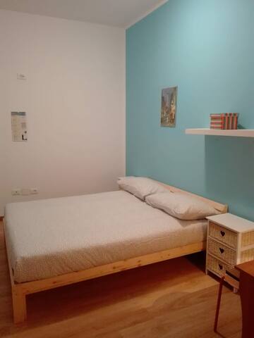 Double room with personal bathroom and garden