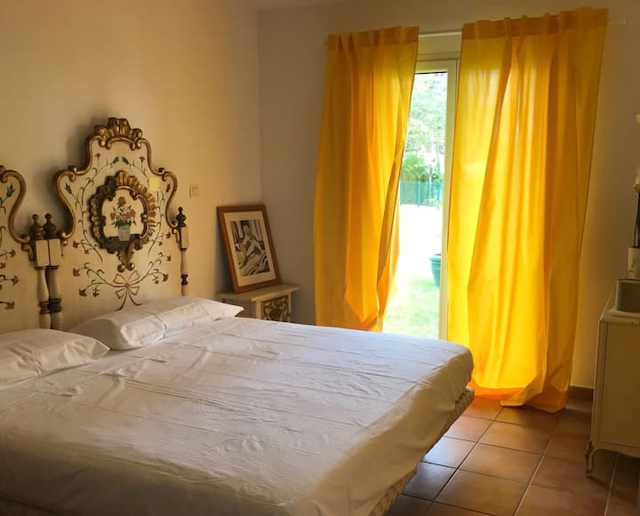 chumba kikuu cha kulala