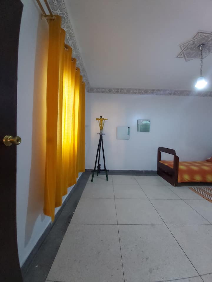 საძინებელი 1