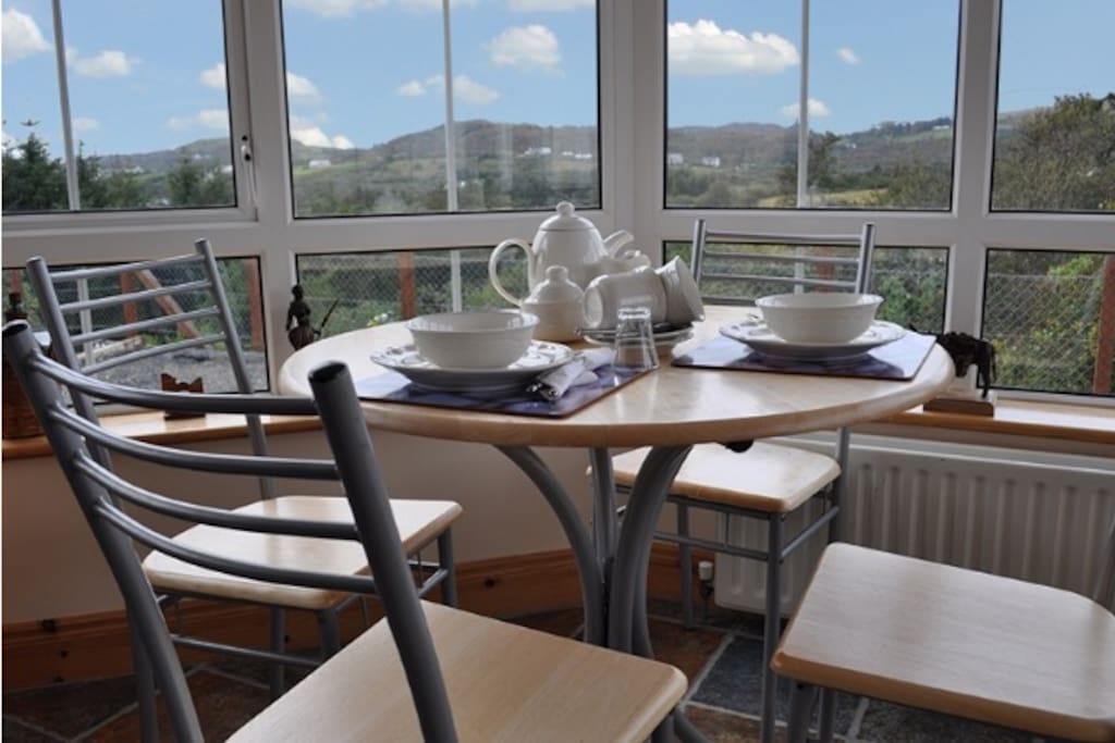 Breakfast room