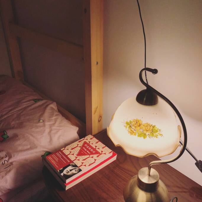 床头灯