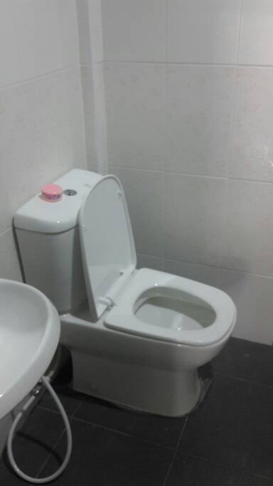 our toilet are clean and have nice smell make you feel like paradise