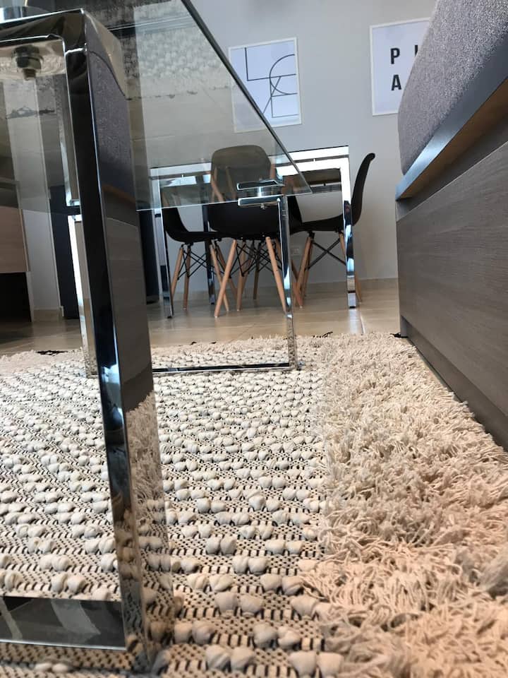Category apartment with an excellent location.