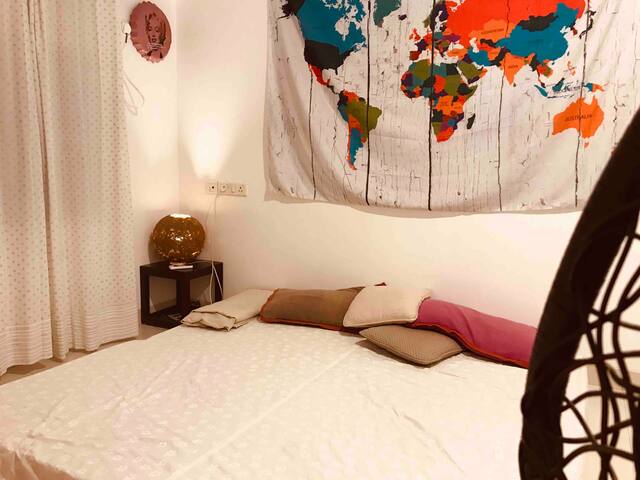 Beauty in the beast (Mumbai)