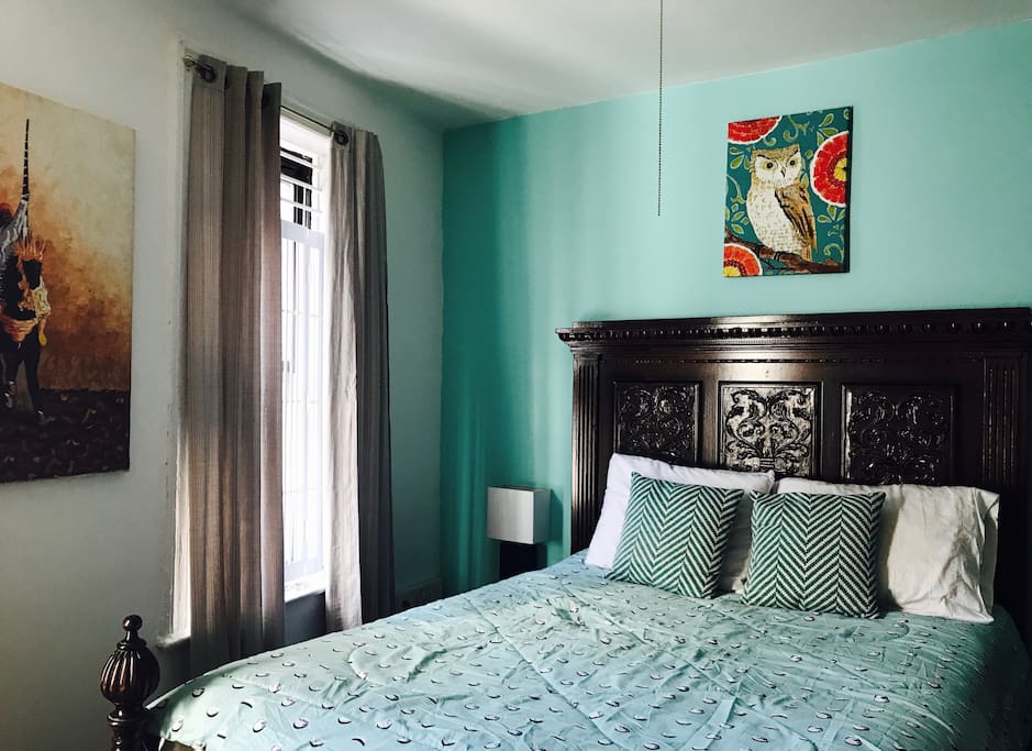 Quiet queen sized bedroom.