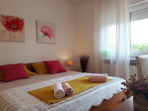 Selce- beautiful,spacious flat near the beach(6+1)