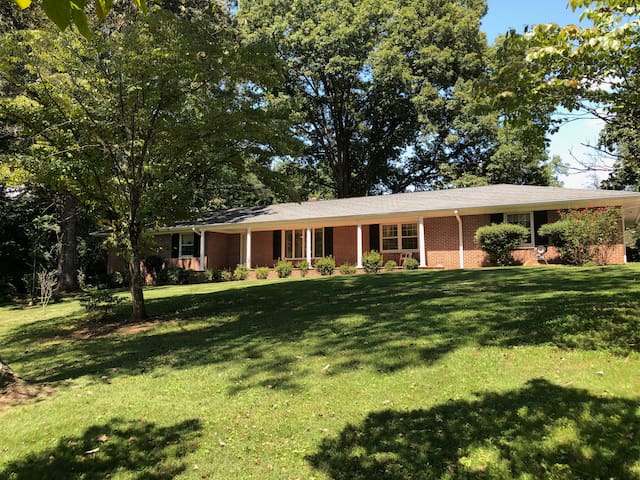 Rutherfordton House