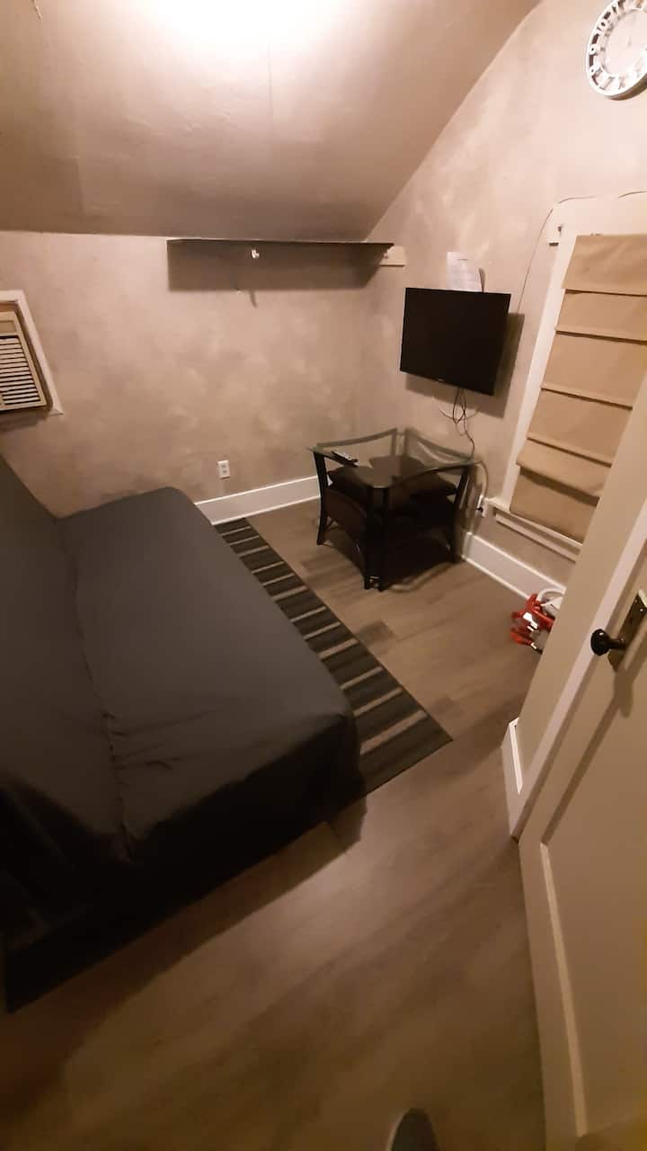 The Cottage, In The Heart Of Eugene - Eugene, OR