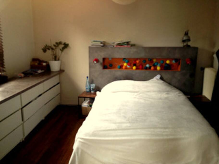 Double room / Chambre avec lit double