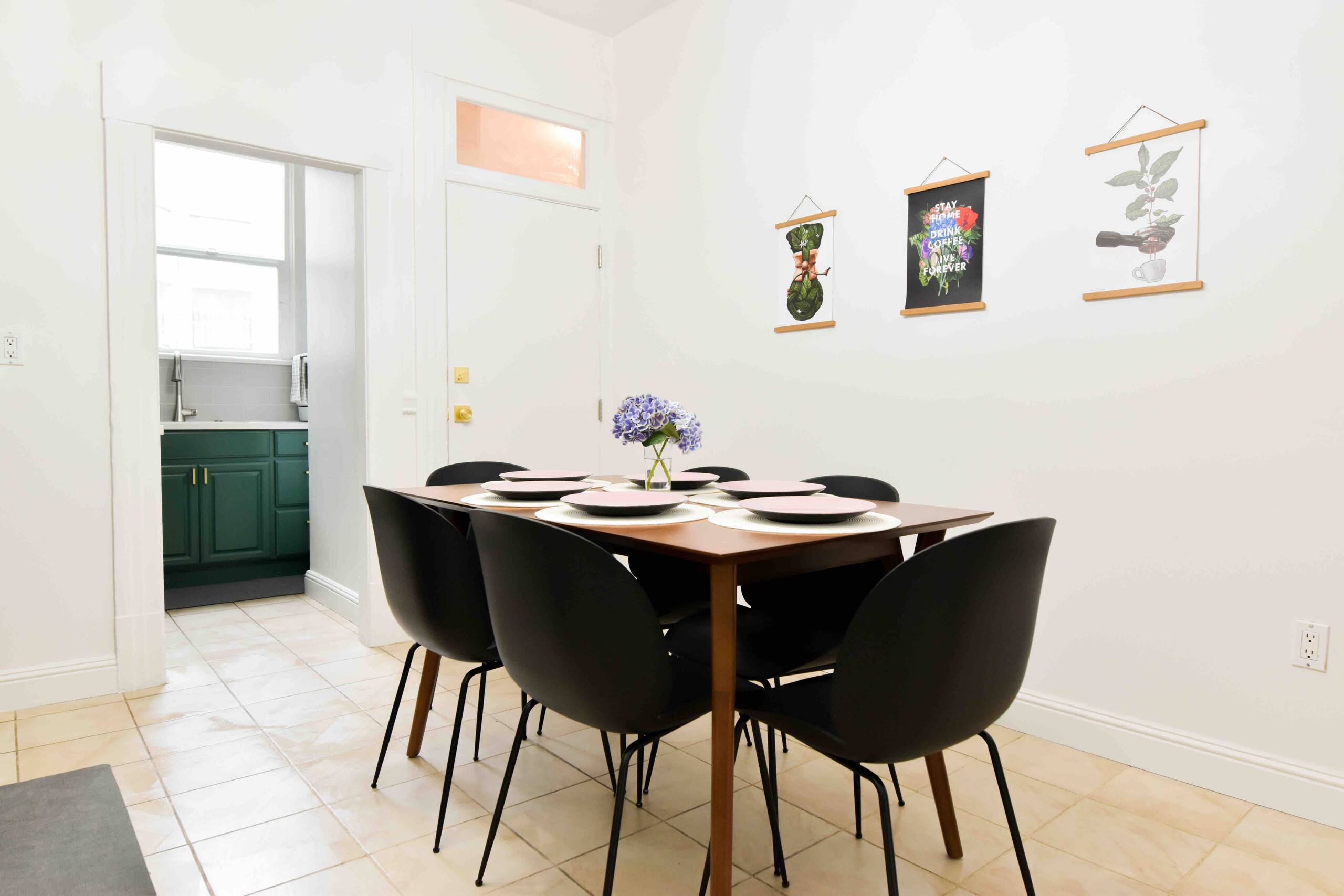 Condo in San Francisco · ★4.92 · 3 bedrooms · 5 beds · 1 bath - Image 8