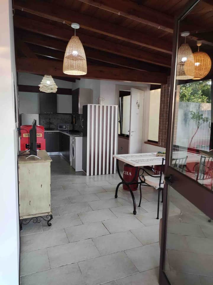 Marlù Luxury Rooms Pool And Garden - Galatina