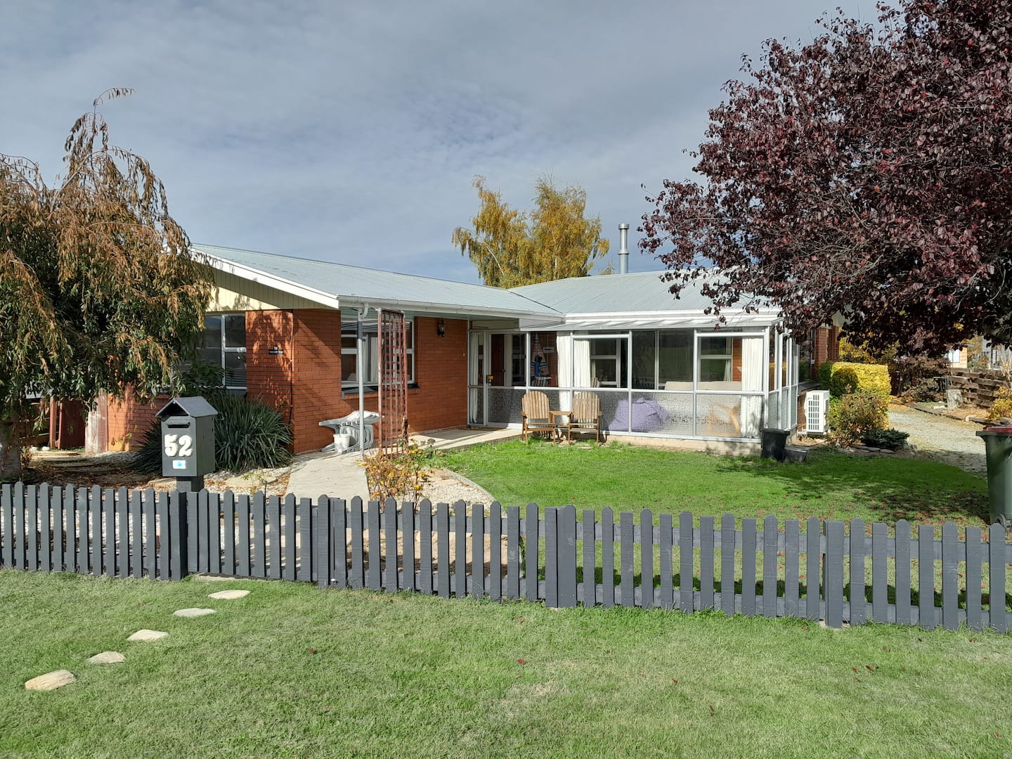 Spacious Home In Ranfurly With Beautiful Outlook 1