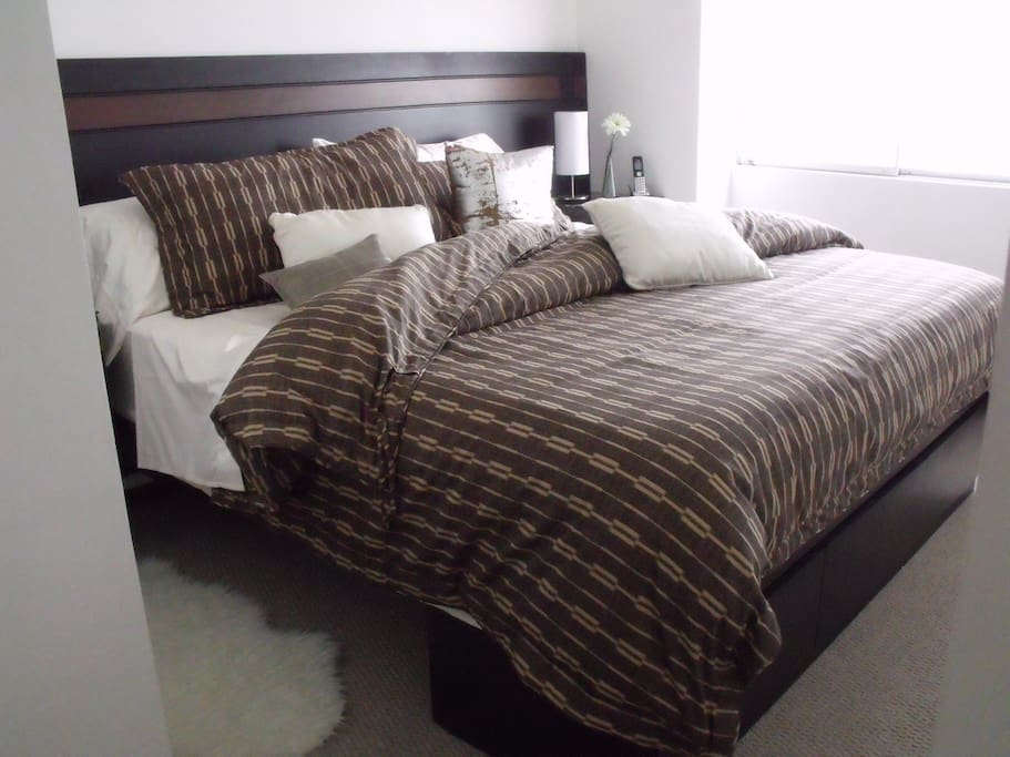 Master bedroom - King size bed