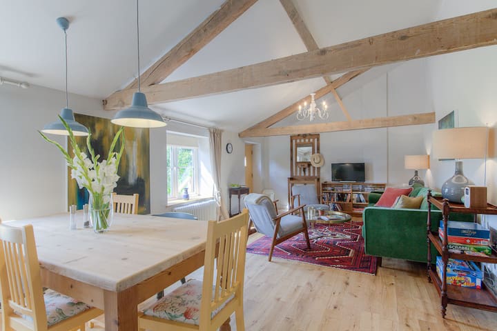 Beautiful 2 bedroom Loft on Suffolk Norfolk border