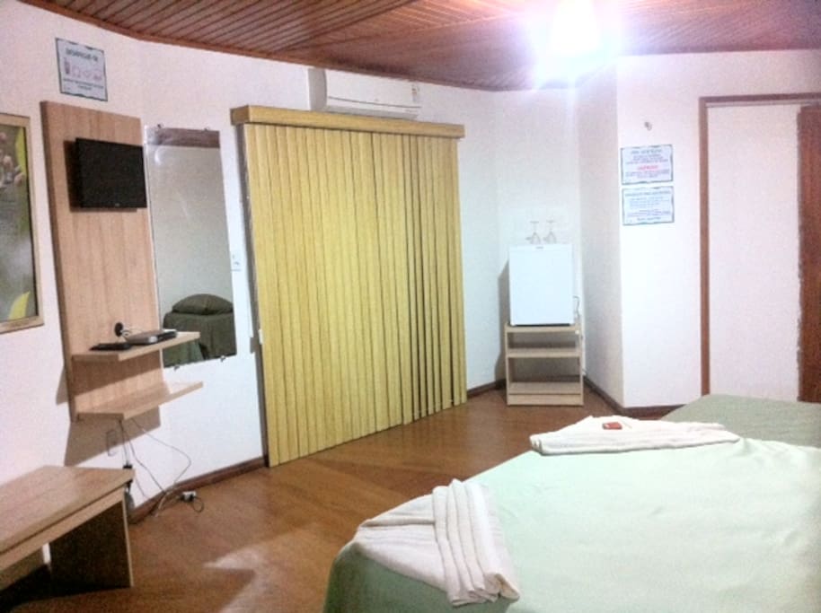 Quarto com 35 m².