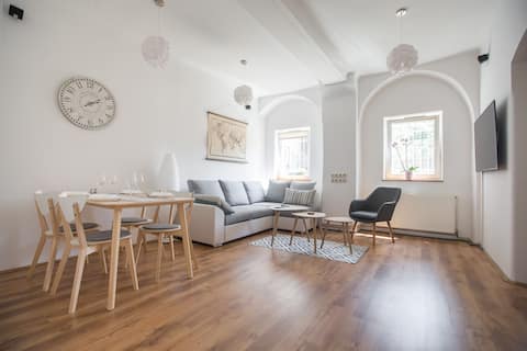 City center, Cozy, Free parking, 24h check-in